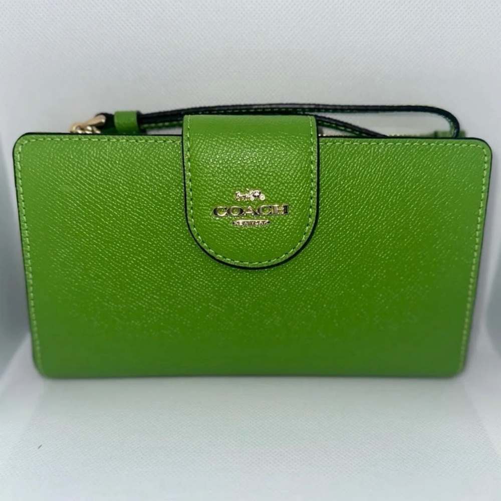 Coach Green Wristlet Wallet - Picture 2 of 6